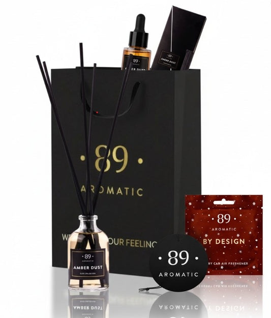 Rinkinys dovanų maišelyje: namų kvapas, nagų ir odelių aliejus, kabinamas popierinis oro gaiviklis